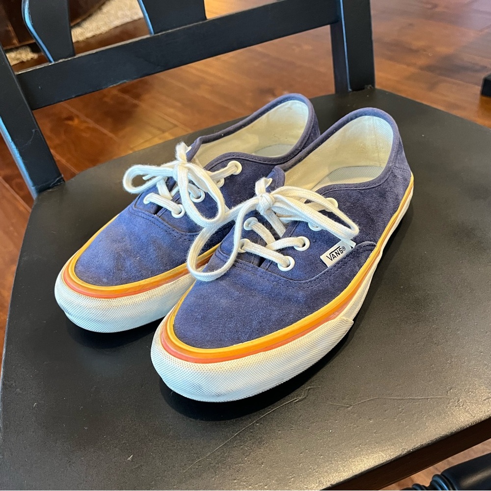 GUC Blue Vans
